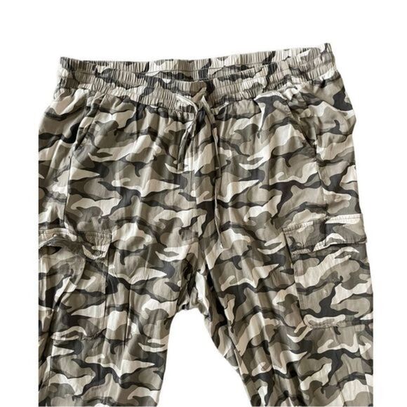 TORRID Relaxed Fit Jogger Stretch Challis Mid-Rise Cargo Pocket Pant Size 2X‎ - Picture 6 of 10